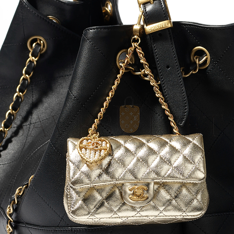 Ch*el classic mini bag with hook metallic calfskin gold metal ap4760 (12.5*8*5cm)